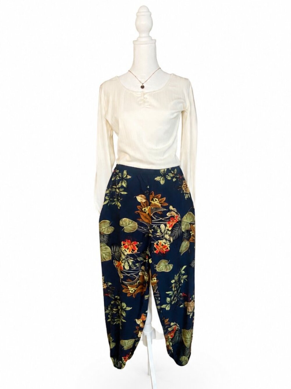 NWT SHEIN Navy Tropical Floral Wide Leg Pants Size L